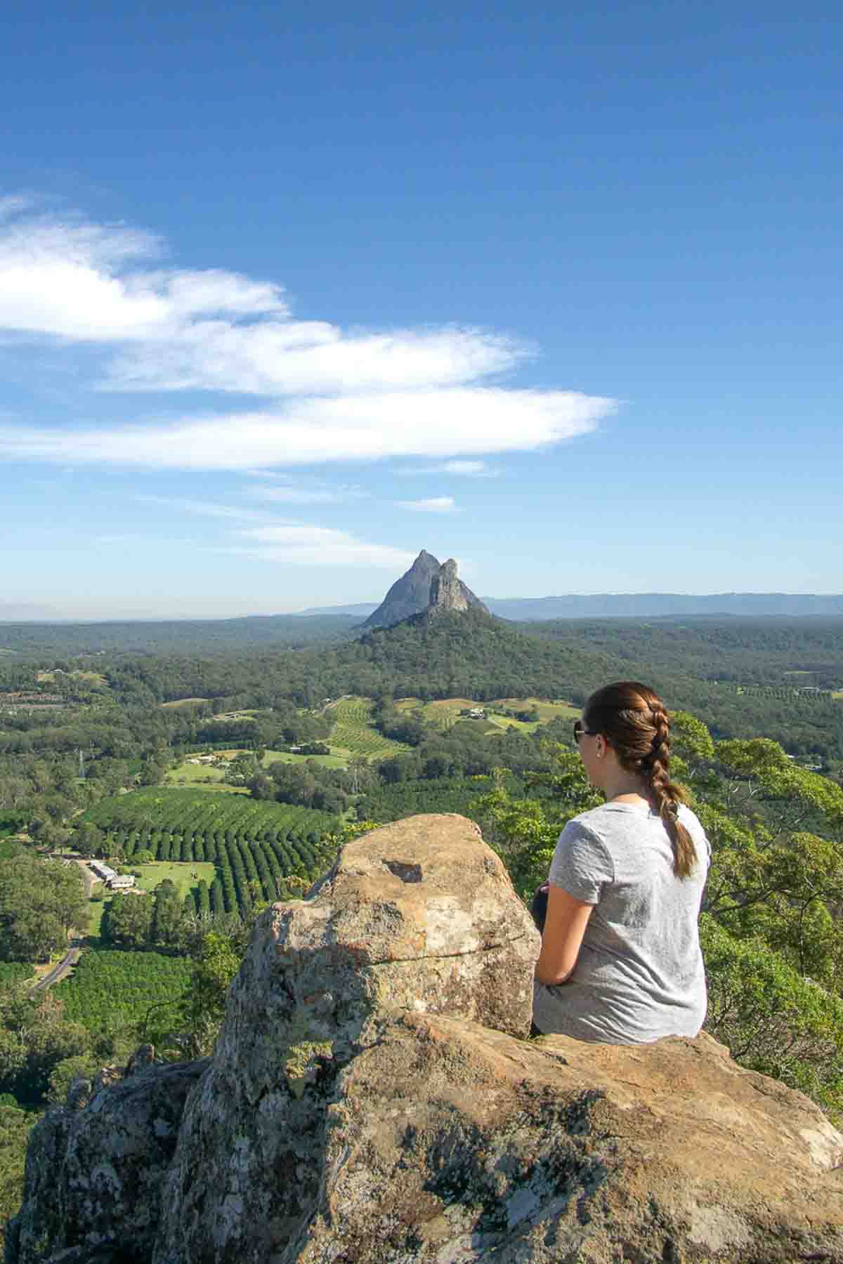 Climbing Mt Ngungun, Glass House Mountains - Adventure Basics